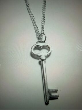 LA GEMS Sterling Silver “Love Is Key” Key shaped Pendant with silver chain VTG